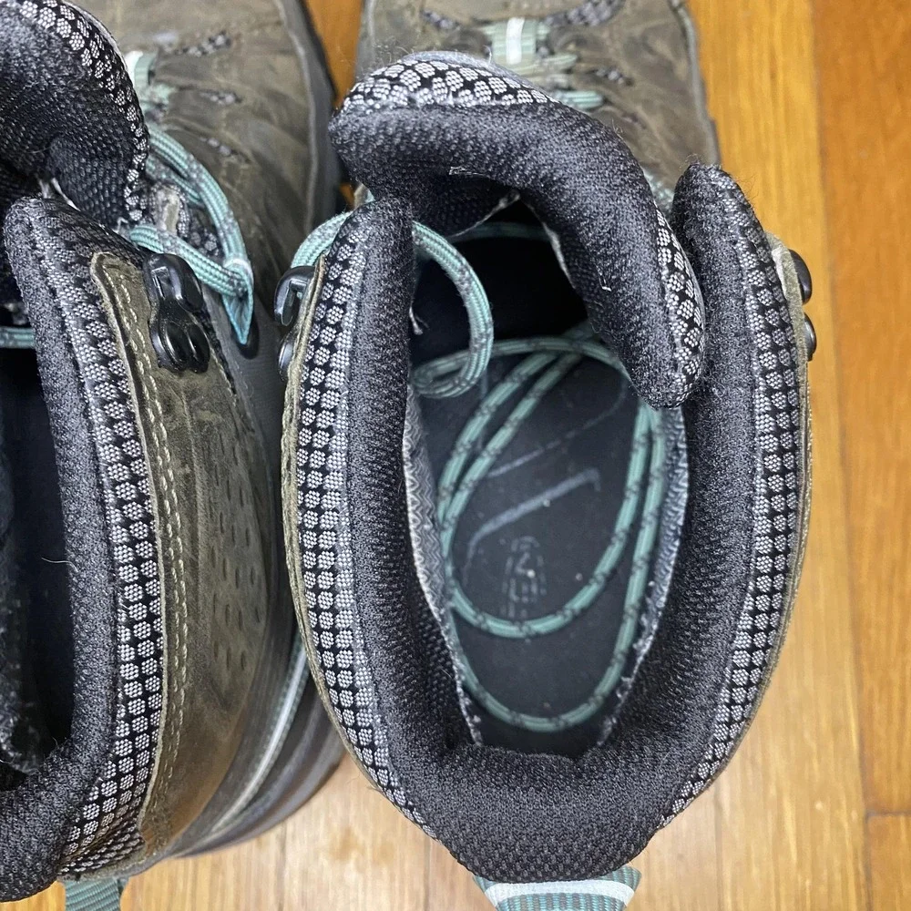 KEEN Winter Hiking Boots Womens Size 7 Brown Waterproof Ankle Lace Up KEEN.DRY
